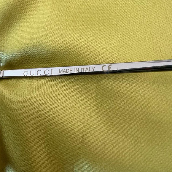 Gucci Sunglasses - Picture 5 of 6